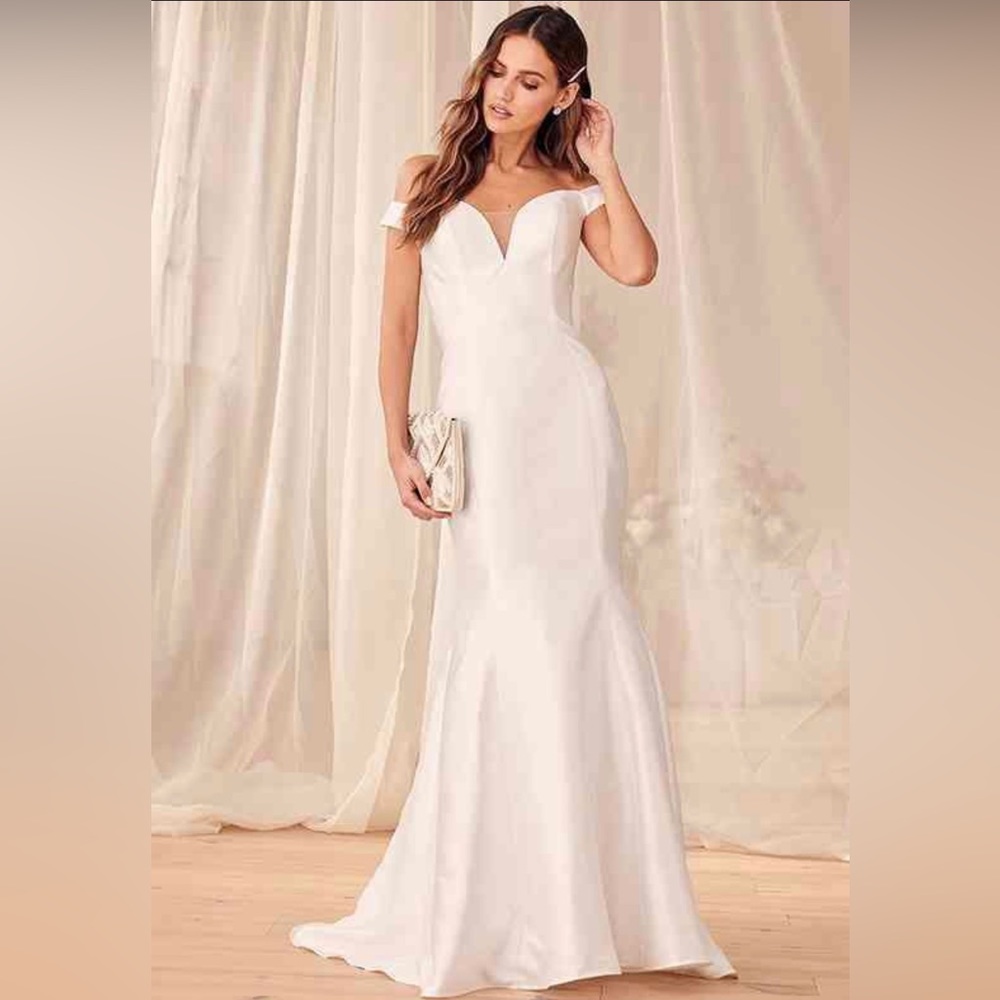 Sz 4 - Lulu’s Vow to Love Off-the-Shoulder Mermaid Maxi Dress